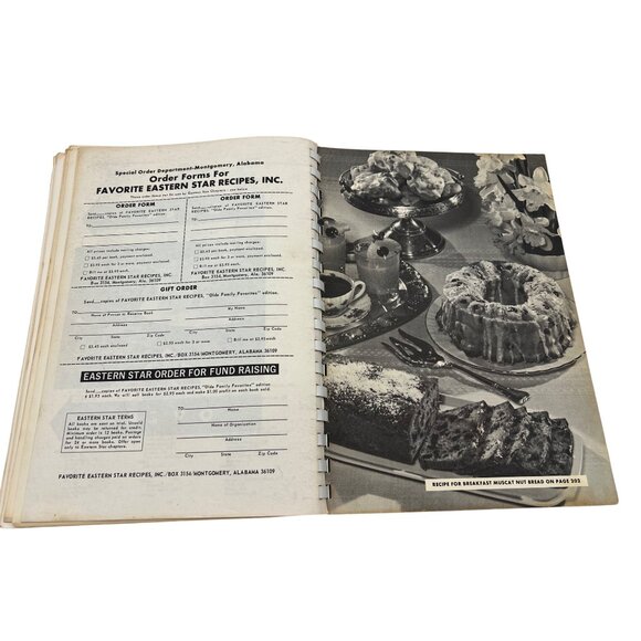 1965 Favorite Eastern Star Recipes Olde Family Favorites Cookbook, 2000 Recipes - Picture 8 of 10